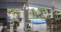 B01 CASA ALTO PADRÃO À VENDA NA BRAVA DE FLORIPA B01 CASA ALTO PADRÃO À VENDA NA BRAVA DE FLORIPA