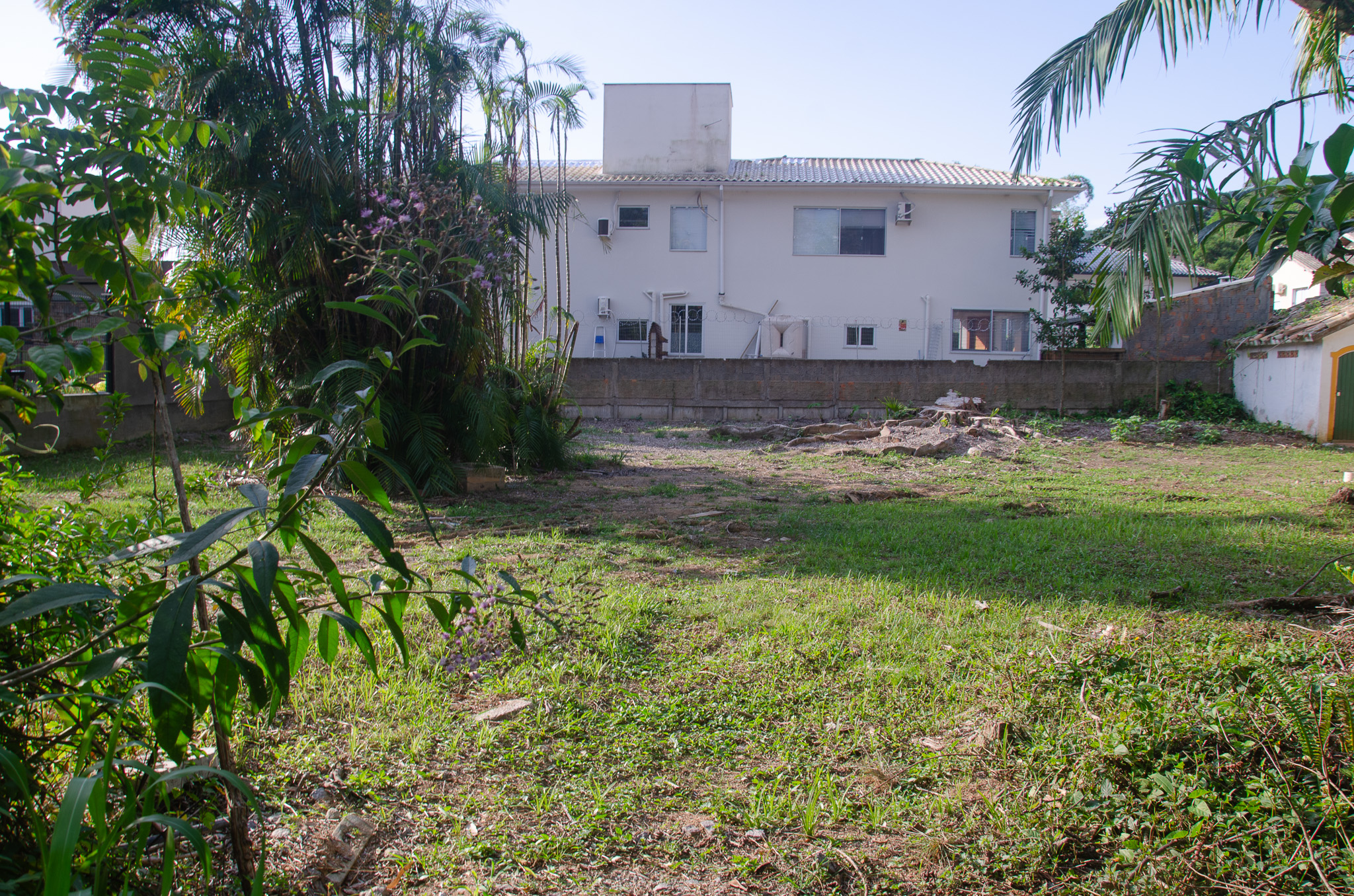 C13-Terreno unico