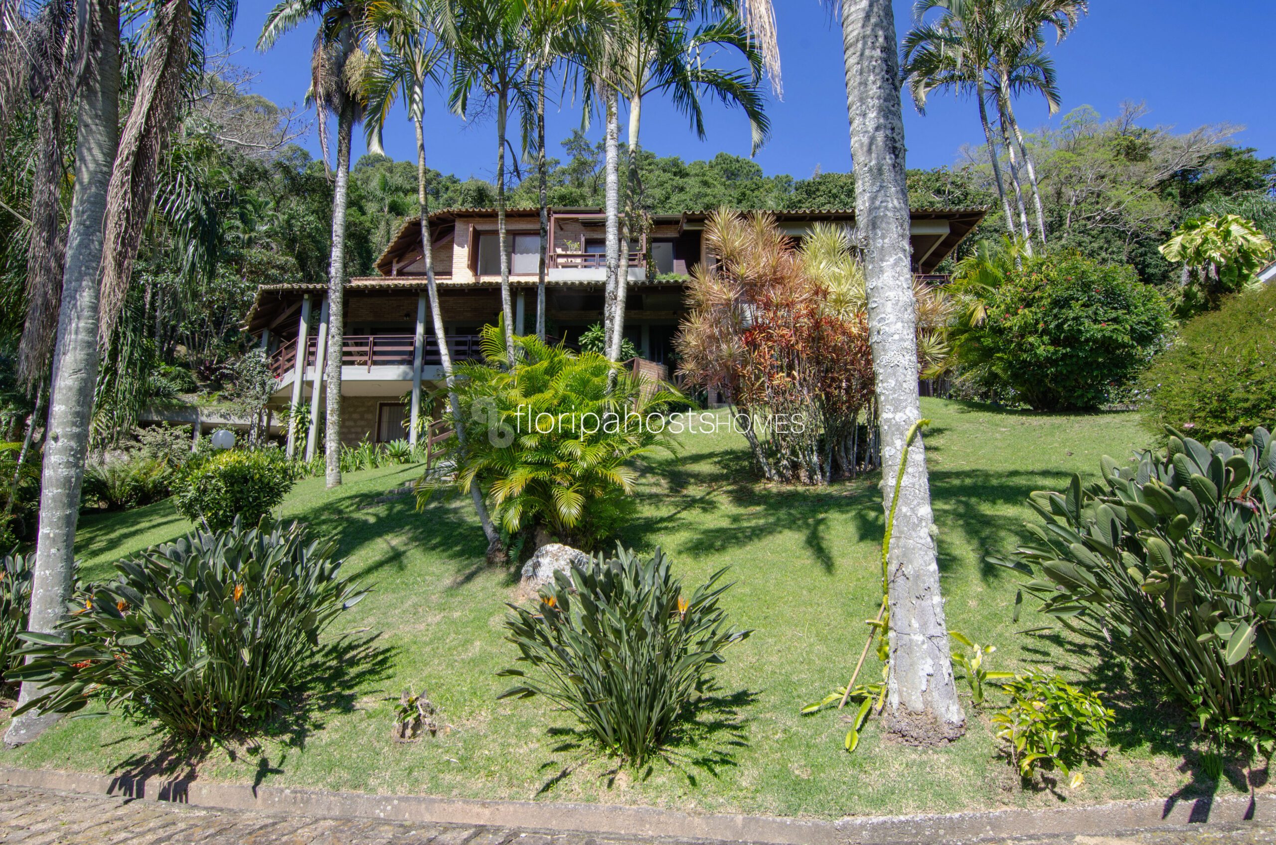 L02v-Imóvel para Investimento e Moradia na Lagoinha | Vista para o Mar em Florianópolis