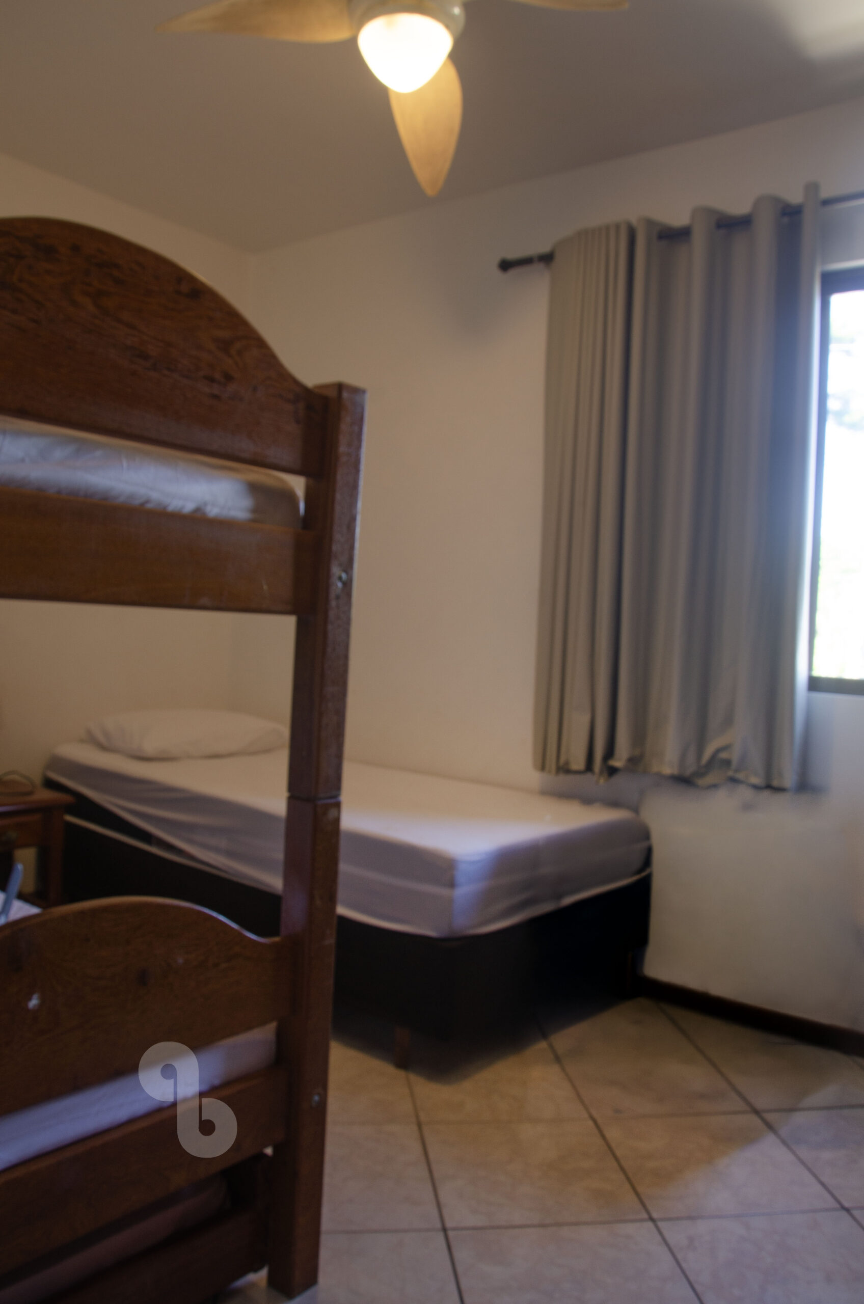 C16- Apartamento perfeito em Floripa! More do lado do mar!